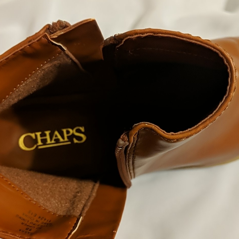 Shoes - Picture 4 of 5